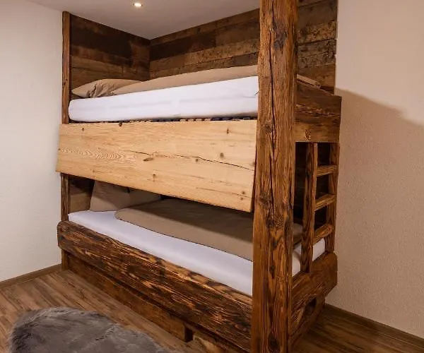 Rebstock Schonach im Schwarzwald